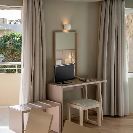 Ideal Beach Hotel Platanias (Crete)