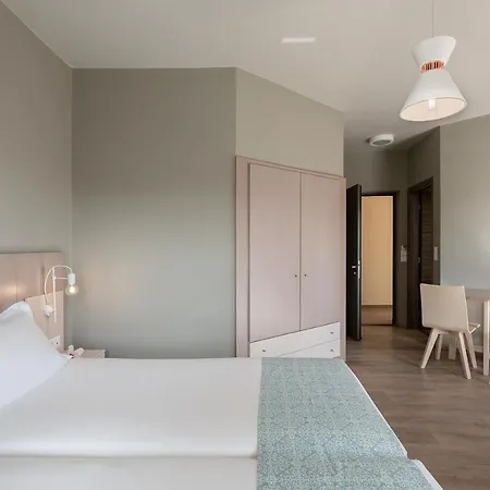 Ideal Beach Hotel * Platanias (Crete)